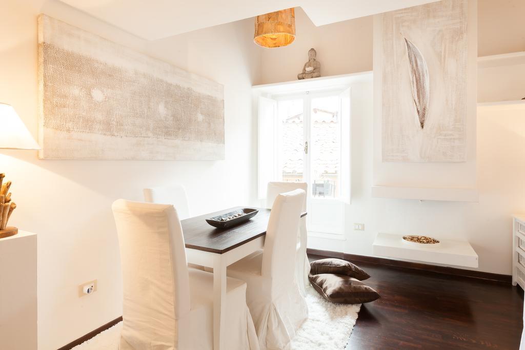 Casa Serena Rom Rum bild