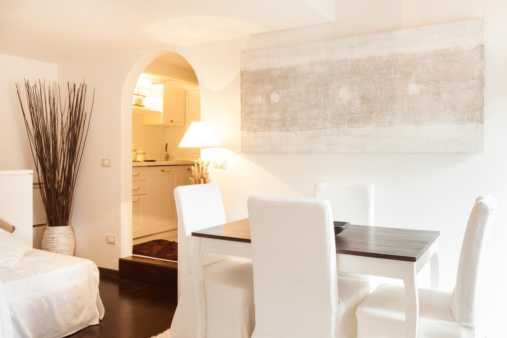 Casa Serena Rom Rum bild