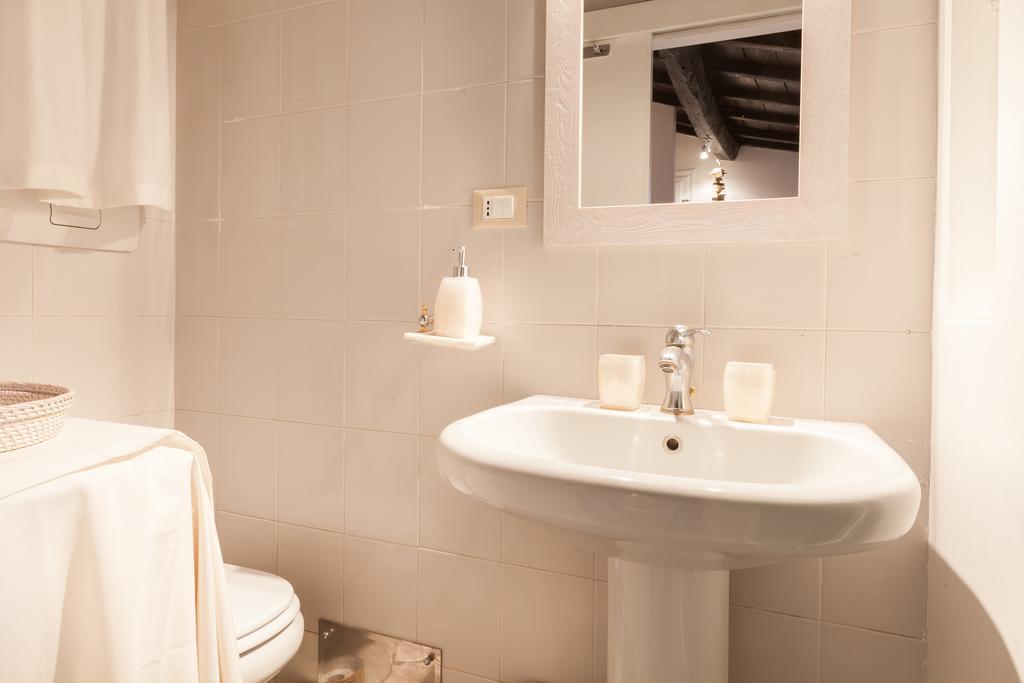 Casa Serena Rom Rum bild
