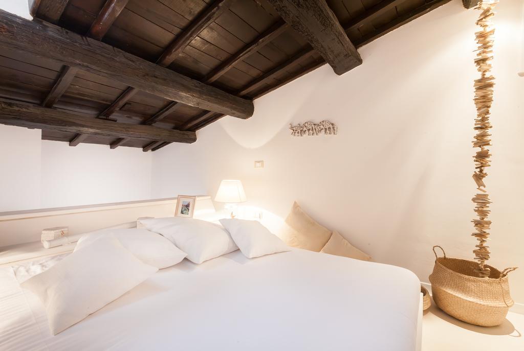 Casa Serena Rom Rum bild